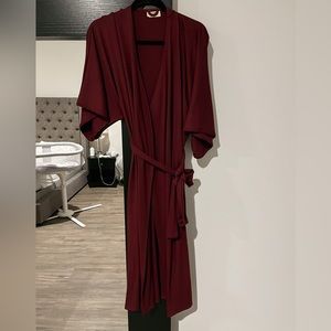 Dwell and Slumber robe - XS/S Elderberry (retail $84)